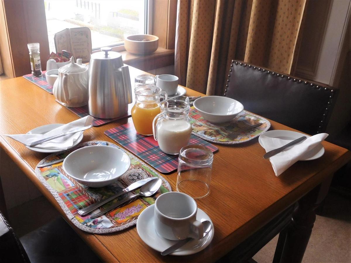 Oaklands Bed And Breakfast Fort Augustus Bagian luar foto