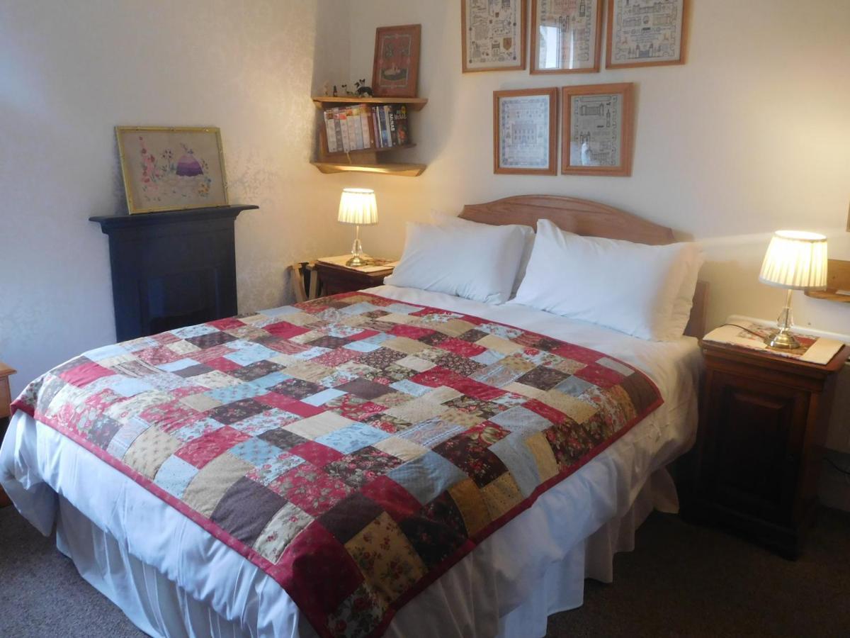 Oaklands Bed And Breakfast Fort Augustus Bagian luar foto